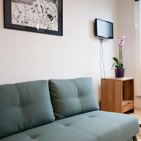 Kuwadro Guesthouse Centrum-2